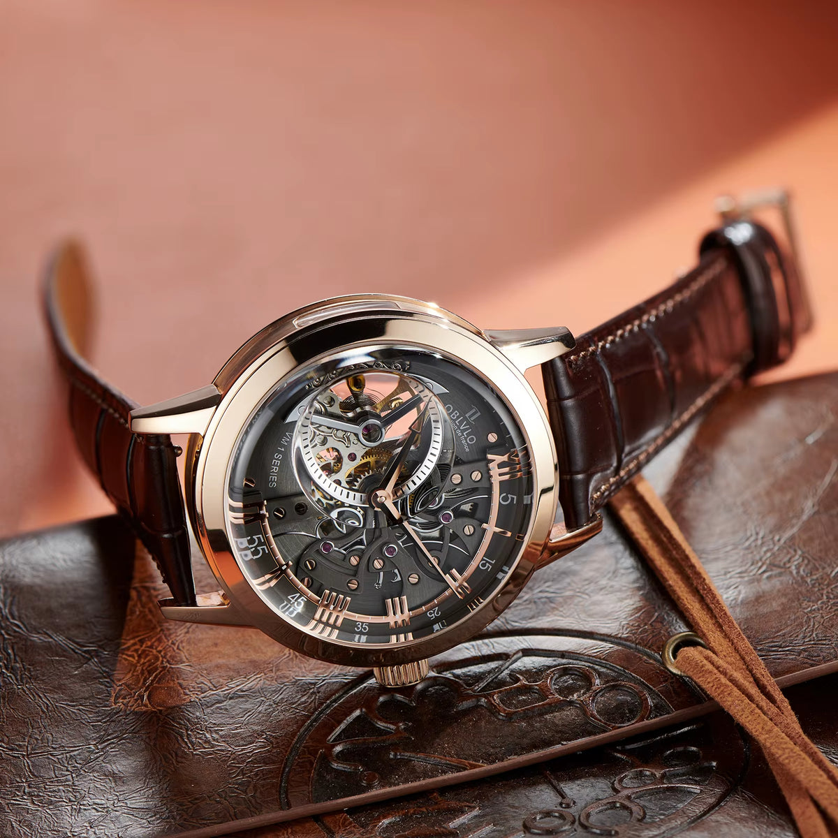 Retro Casual Men Skeleton Automatic Watches Mechanical Calfskin Strap Mineral Crystal Glass Waterproof Clock Dial 45Mm VM